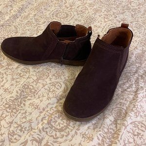 Suede Cobb Hill booties in eggplant